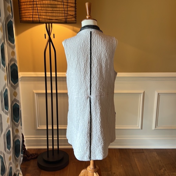 Habitat Sleeveless Tunic - Picture 4 of 10